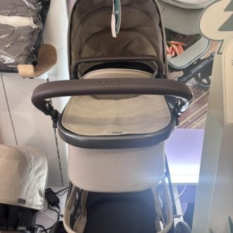 Joolz Geo³ mono with Free Raincover and adapters Timeless Taupe -Ex Display €849.00