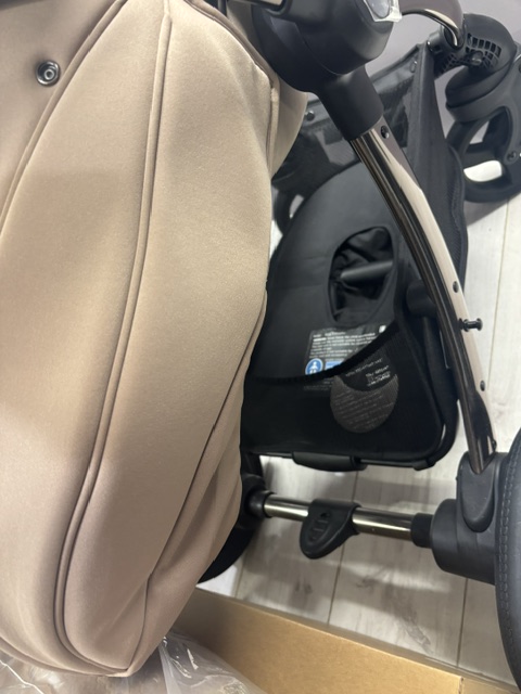 egg3® Stroller in Houndstooth Almond - Special Edition Floor Model - Last once Clearance Bundle Price €999 - Image 14