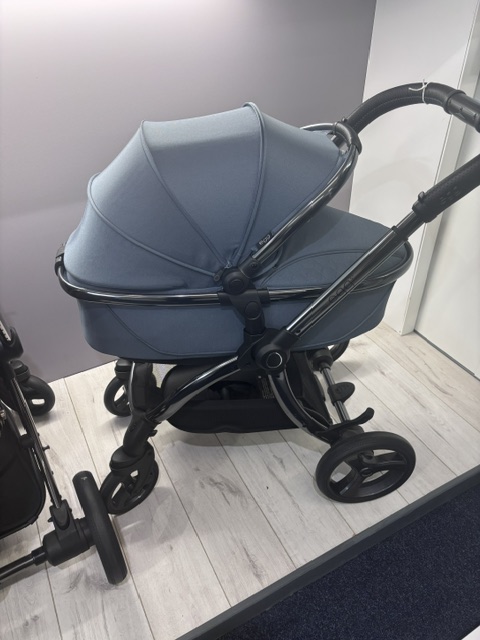 Egg3 Pushchair ,Carrycot Bundle with Backpack ,footmuff, Adapters,Fur liner Raincover Shell Car seat and Base-Topaz - Ex Display Last One - Image 13