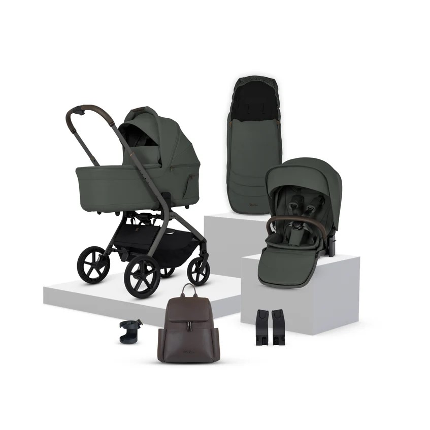 Breez-Pewter-Accessory-Bundle-Lead-Plinth-Carousel_d52cce09-bfd5-4a83-ad44-756f33b85754